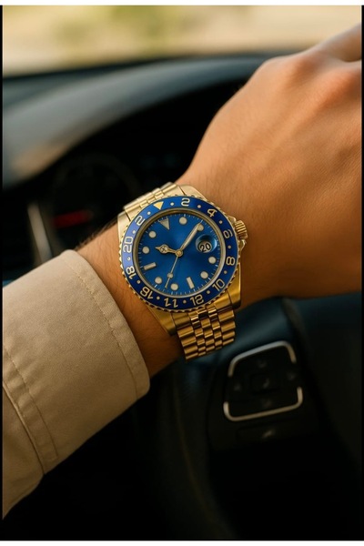 Love The Wind Sports Men's Wristwatch with Calendar - Gold Band & Blue Dial