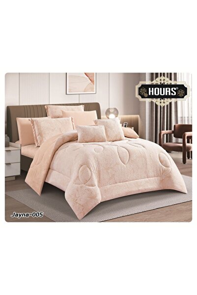 Moon Royal winter bedspread, 8 pieces, from Qasr Al-Arayes, with a classic embossed design and new colors.