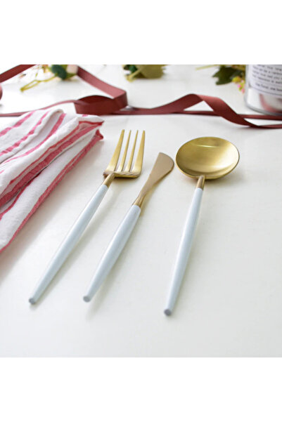 LILY Set of 4 pieces of Portuguese style cutlery - matte white and gold color