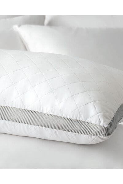 Madame Coco Air Conditioned Pillow - White/Light Grey - 50x70 Cm