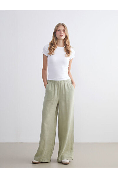LC Waikiki Elastic Waist Textured Muslin Women's Trousers