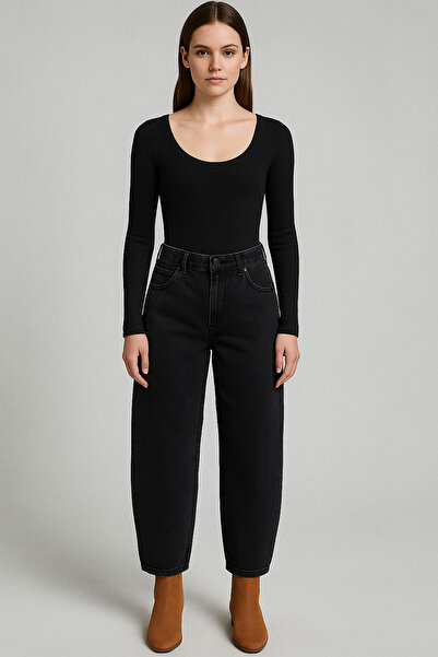 EFFE Long Sleeve Round Neck Ribbed Blouse