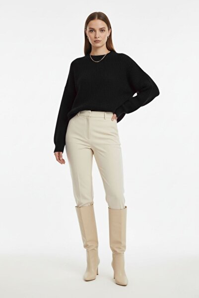 Mizalle Ekstra Oversize Düşük Kollu Selanik Örgü Siyah Kazak