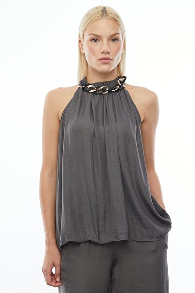 PAULMARK Αμάνικη μπλούζα με λεπτομέρεια αξεσουάρ