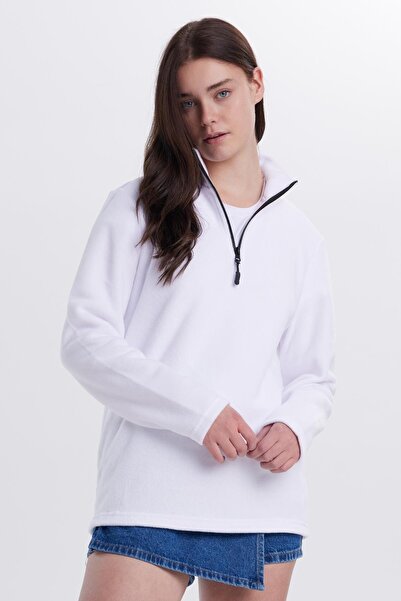 Tudors Women's Standard Fit Anti-Pilling Non-Pilling Cold-Proof Ecru Bato Collar Fleece Sweatshirt