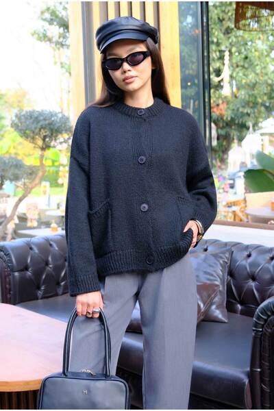 HEQA Alpaca Short Cardigan Black