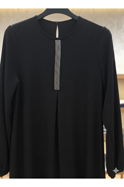 fariza tekstil فستان حجاب من قماش أيروبين بياقة مزينة بالأحجار