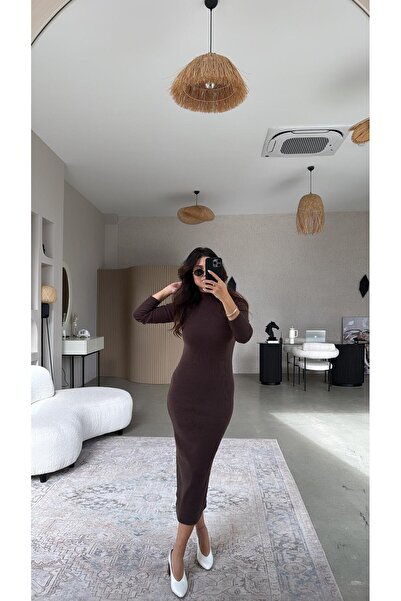 Buket Teke Φόρεμα από μάλλινο πλεκτό καφέ χρώμα