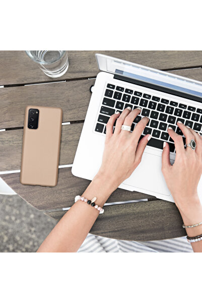 KWmobile Case for Samsung Galaxy S20 FE, Silicone, Gold, 53930.66