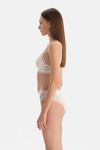 Dagi Ecru Lace Brazilian Panties