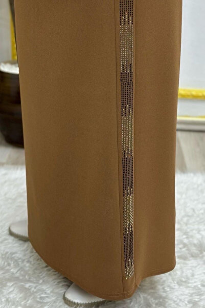 Elmas Tesettür Γυναικεία Ρούχα Μασχαλιάς Μεγάλου Μεγέθους Φούστα με Πέτρες στ...