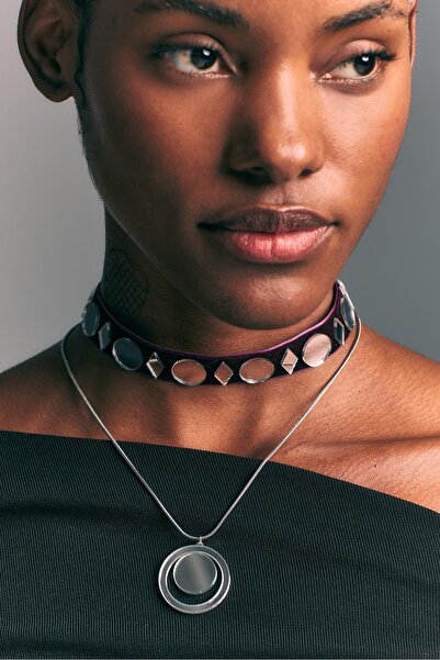 Stradivarius 2'li kadife choker kolye seti