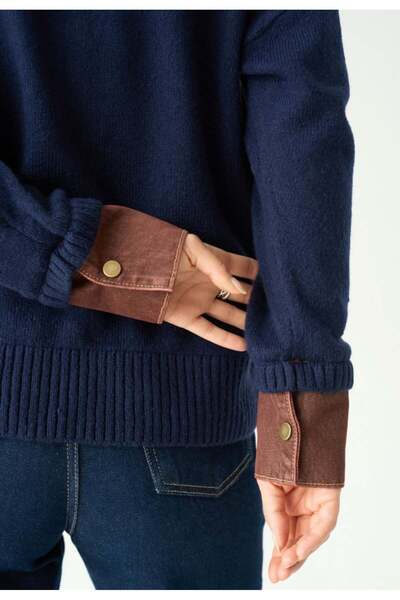 Serpirella Butik Collar Denim Detailed Sweater