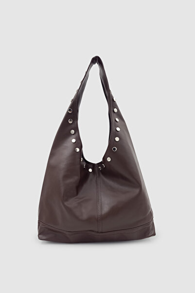 Wuclo Stula Large Volume Magnetic Staple Detailed Hobo Shoulder Bag Bitter Brown
