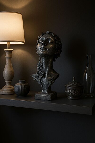 GenelTedarik Özel Tasarım Çiçek Detaylı Yüz Heykeli – Polyester Dekoratif Bib...