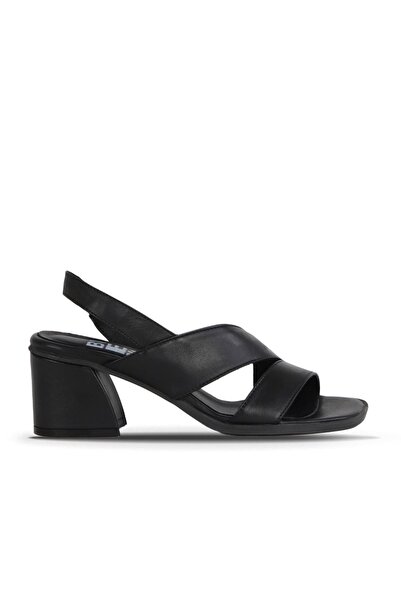 Bueno Shoes Μαύρα δερμάτινα γυναικεία πέδιλα με τακούνι 01wa3502