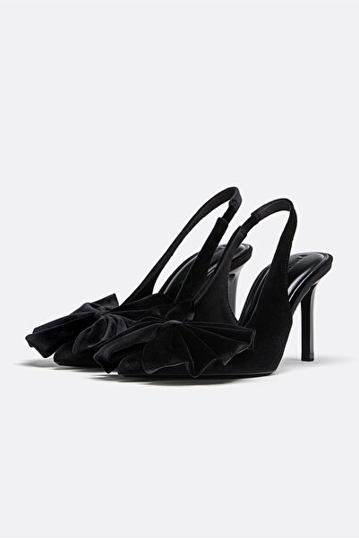 Stradivarius Velvet-effect slingback heels