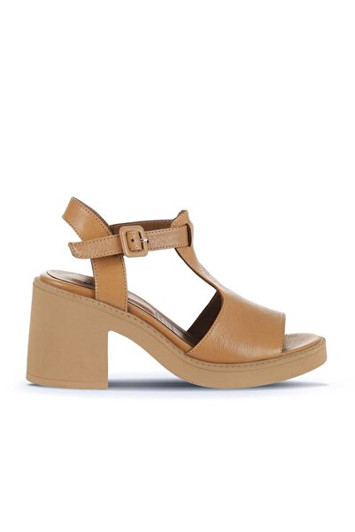 Bueno Shoes Ταν Δερμάτινα Γυναικεία Σανδάλια με Τακούνι 01wa1702