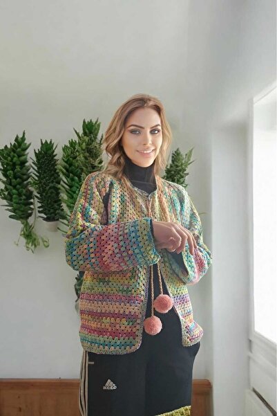 Örgü Sanatı DilekÇak El Örgüsü Patchwork Ömürlük Hırka, Ponpon Detaylı, Renk Ahenkli, Bohem, Tasarım Kadın Hırka