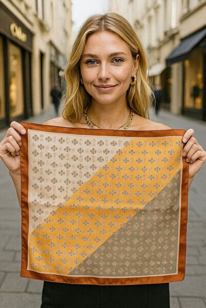 Axesoire 14889 Üç Renkli Çapraz Desenli Kahve Bandana Fular 70x70 cm