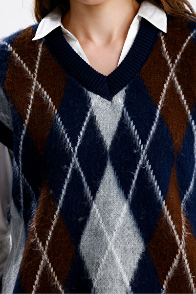 markazzi Kadın Baklava Desenli Oversiz Bordo Sakallı Triko Süveter