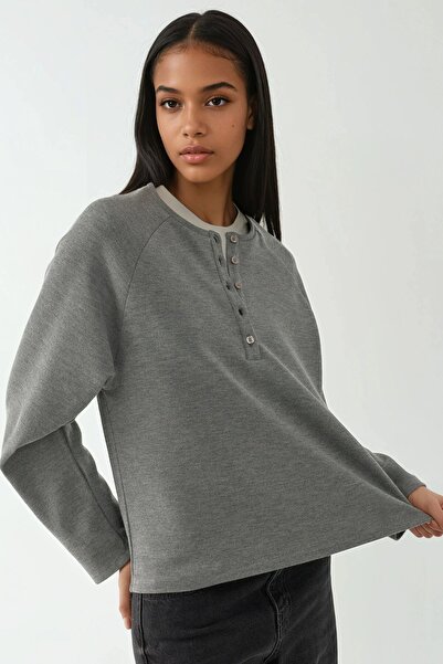 Hiccup Удобна блуза с дълъг ръкав, с мотиви и половин копчета