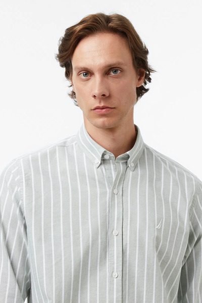 Nautica Men's Green Classic Fit Striped Shirt