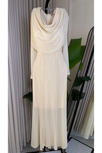 Genrics Pearl beaded lace evening dress – off-white – long sleeves