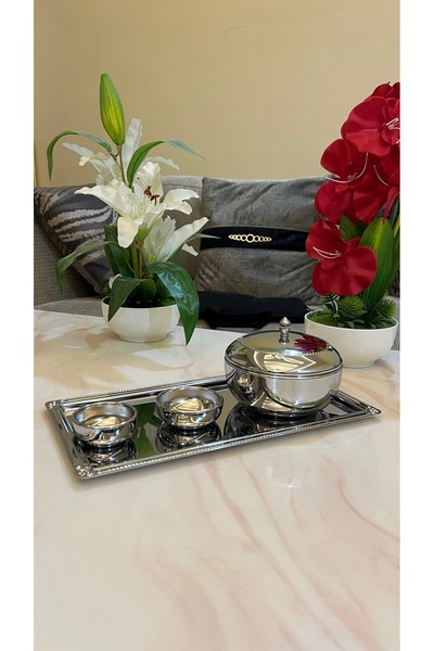 Palaces Large date set in silver nickel, silver nickel with gold, silver chrome, and silver nickel with extra gold - 4 pieces