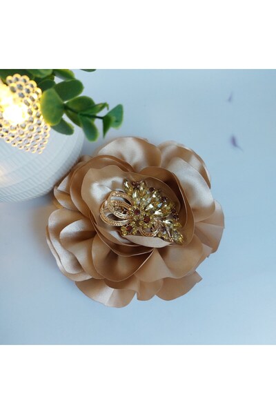 OEM Brosa tip floare bej cu bijuterie metalica