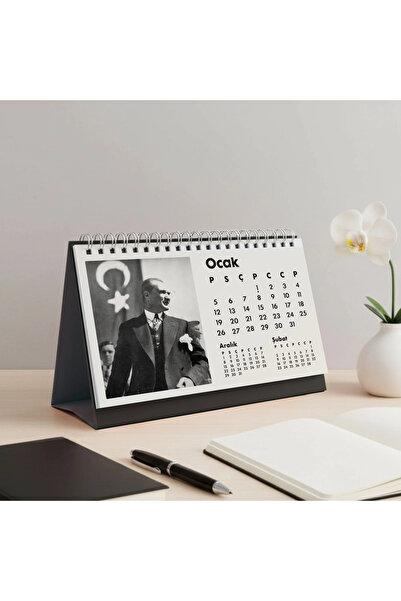 bi'aldım 2026 Atatürk Masa Takvimi | Özel Siyah Fotoğraflı | Cumhuriyet Temalı Masaüstü Takvim
