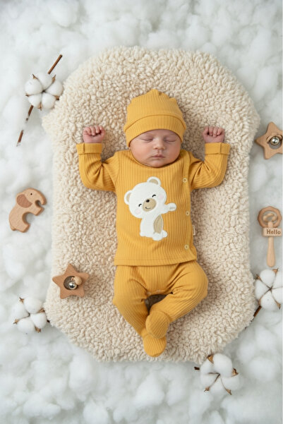 zubi baby & kids wear طقم أطفال من القطن بنسبة 100% مطرز عليه دمية دب لطيفة