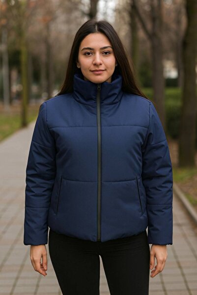 Varyete Women's Waterproof and Windproof Coat with Pockets