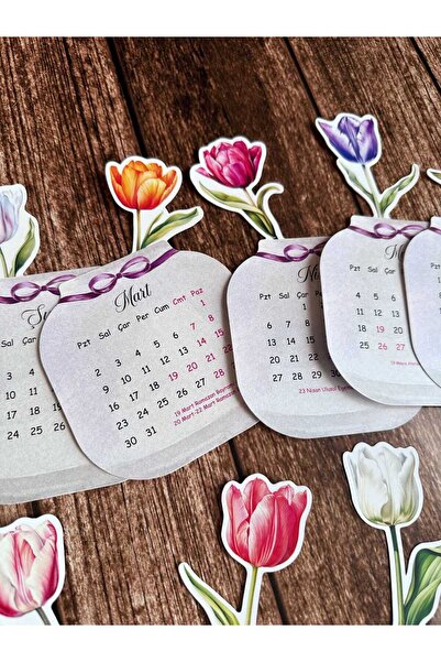 Sticker Ekspres 2026 Lale Desenli Ahşap Standlı Özel Tasarım Takvim Çiçekli Masa Takvimi Hediye