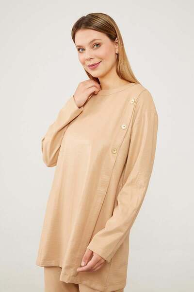 Levidor K.Beige Button Detailed Crew Neck Double Suit