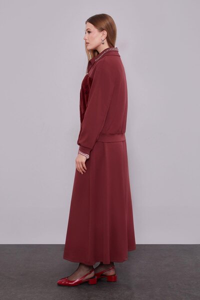 Levidor Burgundy Collar Stone Rose Detail Skirt Set