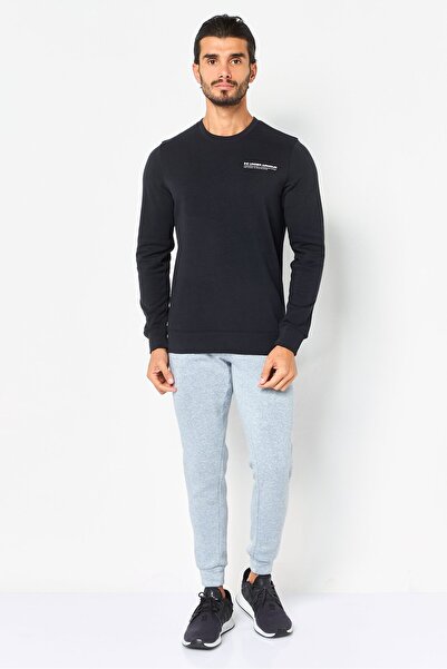 Under Armour Men Loose Fit Long Sleeve Outdoor Sweatshirt, Black
