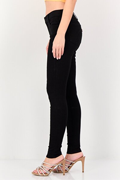 Levi's Women Super Skinny Fit Plain Stretchable Jeans, Black