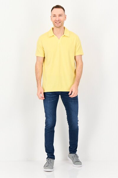 Lyle & Scott Men Regular Fit Textured Short Sleeve Polo Shirt, Yellow