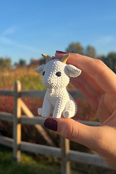 MİLSO Keçi - Örgü Dokulu Mini Hayvan Figürü – Araba Aksesuar, Pasta Süsü, Çocuk Odası Dekoru