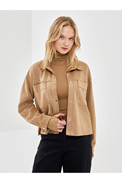 LC Waikiki سترة نسائية من جلد الغزال بياقة قميص