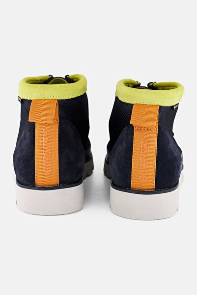 CLARKS Men Wallabee 2,0 Standard Fit Lace Up Casual Shoes, Navy Blue