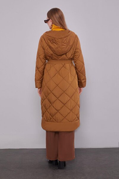 Levidor Μπουφάν με καπιτονέ μοτίβο καφέ μεγέθους Maxi