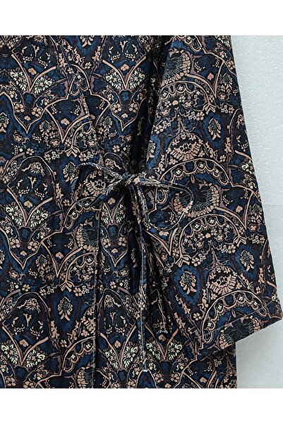 Modamorfo Patterned Quilted Kimono with Tie-Waist Pockets - Navy