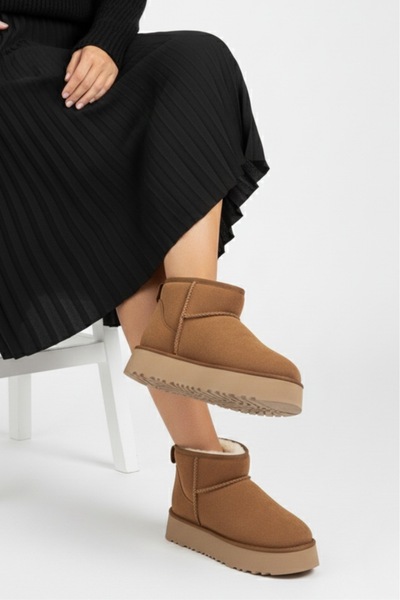 Bayramoğlu Kalın Tabanlı İçi Tüylü Mini Kadın Bot