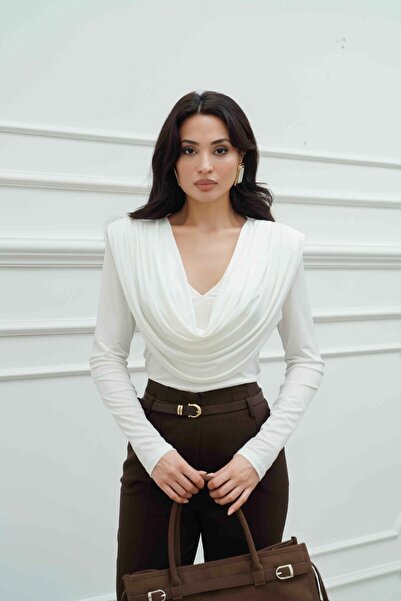 Serica Moda Μακρυμάνικη μπλούζα με λευκό γιακά