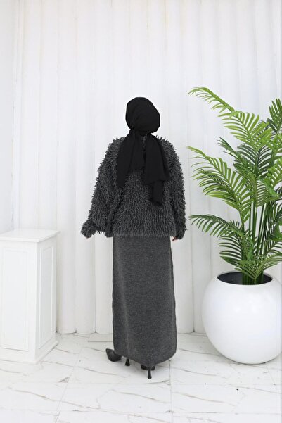 Kayaka triko Women's Shaggy Knit Sweater and Long Knit Skirt Hijab Set