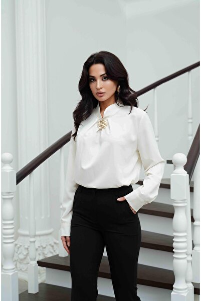 Serica Moda White satin blouse with high neck and buckle detail