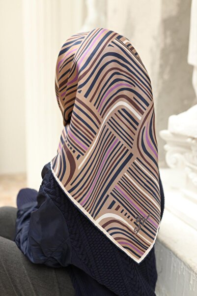 Silk Home Eșarfă din mătase Tivil cu model geometric, culoare albastru închis...