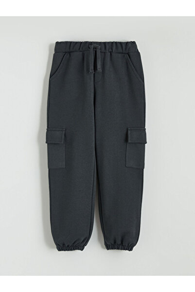 LC Waikiki RMZ GİYİM FARKİLYA Pantaloni de trening jogger pentru băieți, cu t...